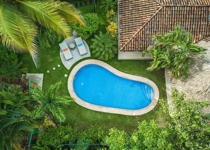 Villa Tropical Retreat - Private Pool, Steps To *